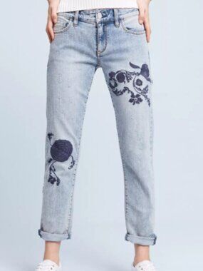 Anthropologie - Pilcro The Letterpress Hyphen Floral Embroidered Jeans - Size 32